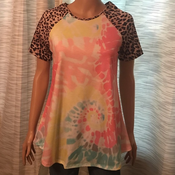 Southern Stitch Tops - The dye shirt with cheetah print sleeves.